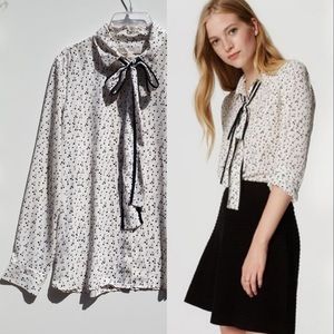 🎉HP🎉 LOFT Cherry Button-Up Blouse